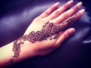 simple-henna-mehndi-designs-2014-Hands-2015-for-Eid-Hands-Beautiful-Top-Best-Cool-Facebook-Images-Pics-Pakistani-Indian-bangladesh