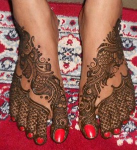 Latest-Best-Fancy-Beautiful-Bridal-Feet-Mehndi-Designs-2015-Indian-Wedding-Simple-Pakistani