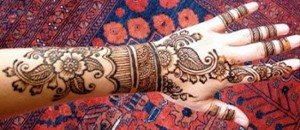 Beautiful-Stylish-Punjabi-Dulhan-Bridal-Mehndi-Designs-for-Back-Full-Hands-2015-2016