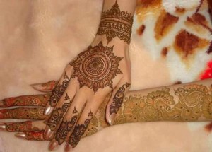 Latest-Beautiful-Unique-Bridal-Dulhan-Mehndi-Henna-Designs-Style-2016-for-Full-Hands-Pics