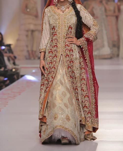 Bridal Wedding Dresses Lehenga 2016 Fashion in Pakistan and India Open Frock Gown