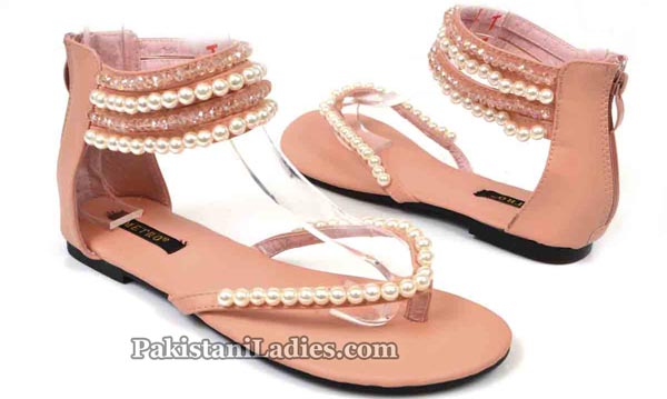 Metro Shoes Summer and Eid Collection 2016 with Prices Sandals for women Pearl-Work-1895