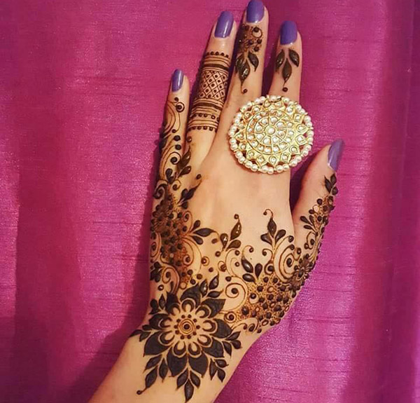 Latest New Henna Mehndi Designs 2018 2019 Catalog Book Pic