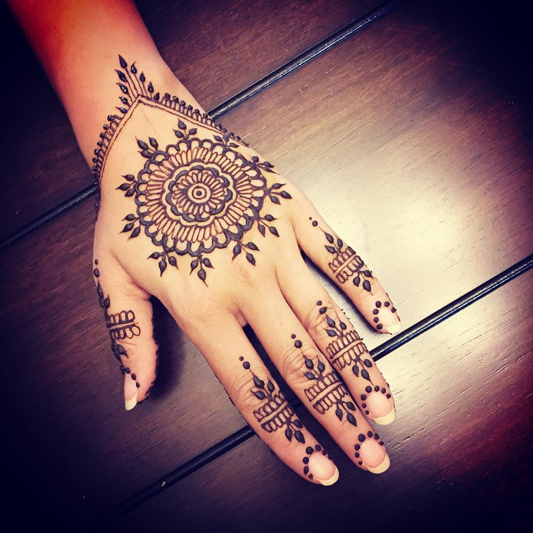 50+ Simple Mehndi Designs Collection 2018 - How to Draw Them at Home